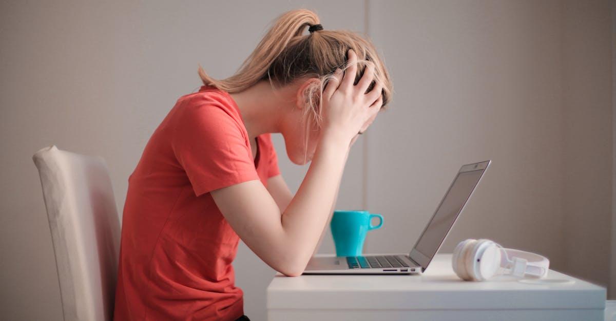découvrez des conseils et des stratégies pour gérer l'anxiété au quotidien. apprenez à reconnaître les symptômes, à comprendre les causes de l'anxiété et à adopter des techniques de relaxation pour améliorer votre bien-être mental.