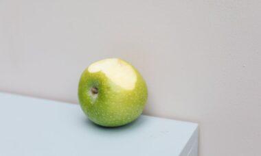 découvrez notre délicieuse tarte aux pommes, une recette classique qui allie la douceur des pommes fondantes à une pâte croustillante. parfaite pour vos desserts, cette tarte ravira petits et grands à chaque bouchée.