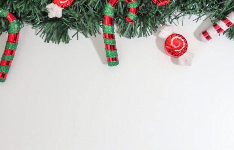 découvrez la magie de noël avec notre guide ultime : idées de cadeaux, recettes festives, traditions incontournables et décorations inspirantes pour célébrer cette période enchantée en famille et entre amis.