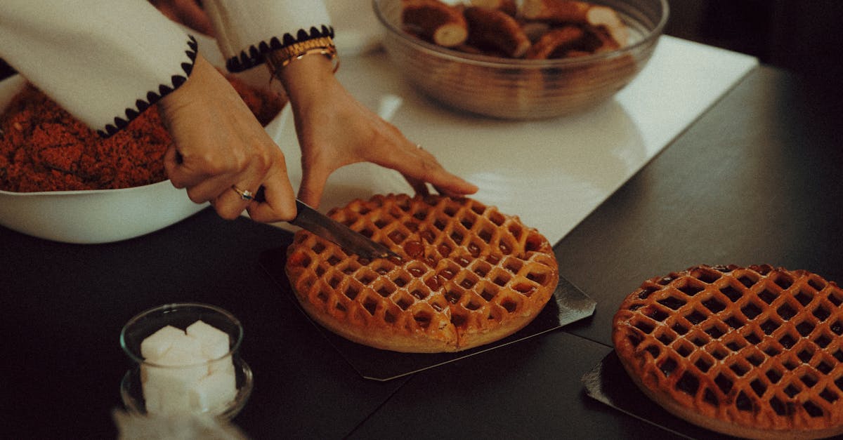 découvrez notre délicieuse recette de flan, un dessert crémeux et réconfortant, parfait pour ravir vos papilles. facile à préparer, il séduira petits et grands à chaque bouchée.