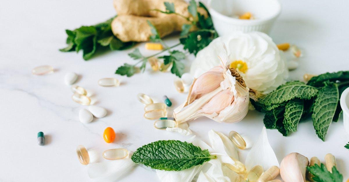 découvrez les remèdes de grand-mère, des solutions naturelles et efficaces pour soulager divers maux du quotidien. plongez dans les secrets ancestraux de la santé et du bien-être, et apprenez à utiliser les plantes et les astuces de nos aïeules pour prendre soin de vous au naturel.