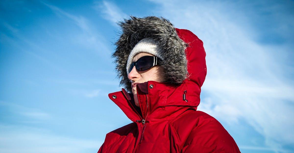 découvrez l'univers artistique de kate barry, une talentueuse photographe et réalisatrice, renommée pour ses portraits émouvants et sa capacité à capturer l’essence humaine à travers l’objectif. plongez dans son parcours et ses œuvres saisissantes.