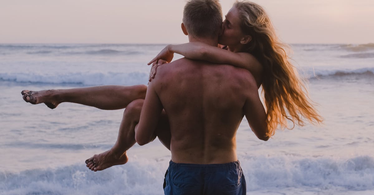 découvrez les secrets d'un amour à distance réussi : conseils, astuces et témoignages inspirants pour faire durer votre relation malgré les kilomètres. plongez dans l'univers des relations à distance et apprenez à maintenir la connexion émotionnelle avec votre partenaire.