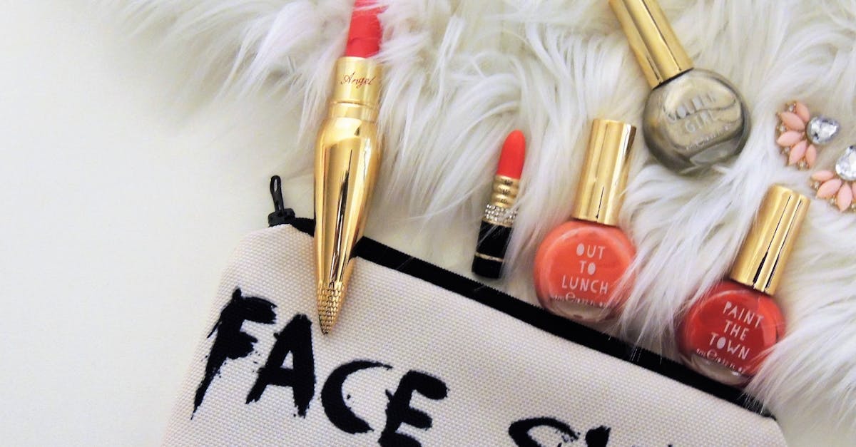 découvrez notre collection de vernis à ongles, alliant couleur vibrante et longue tenue. offrez à vos ongles une touche d'élégance avec nos formules enrichies pour un éclat durable et une application facile. parfait pour toutes les occasions!