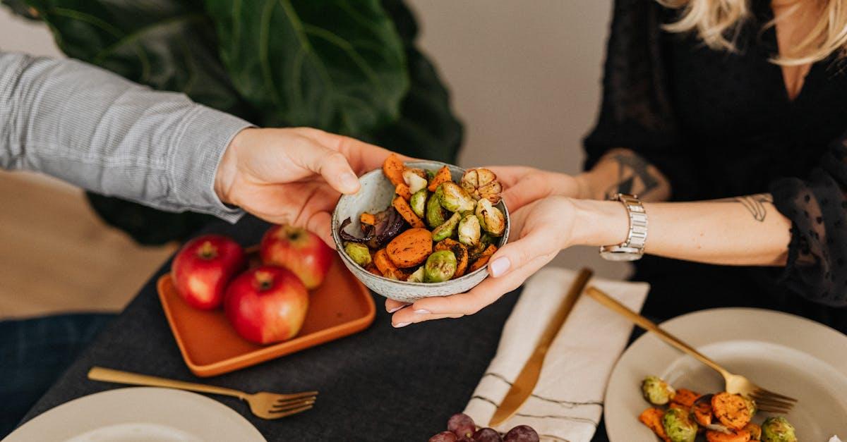 découvrez la recette parfaite des carottes rôties : tendres, savoureuses et légèrement caramélisées, elles sont l'accompagnement idéal pour vos plats. faciles à préparer, ces carottes rôties apporteront couleur et goût à vos repas.