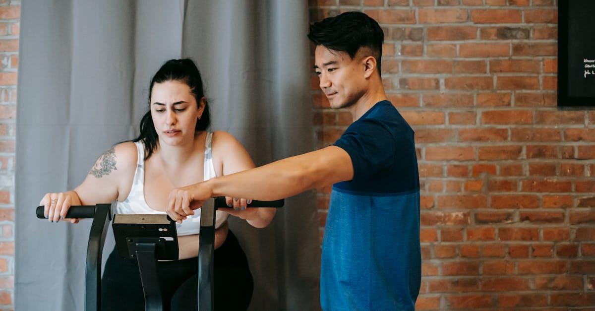 découvrez notre sélection de vélos d'appartement, idéaux pour un entraînement efficace à domicile. que vous soyez débutant ou athlète confirmé, nos vélos stationnaires vous aideront à atteindre vos objectifs de fitness tout en profitant d'un confort optimal. parcourez notre gamme et choisissez le modèle qui vous convient le mieux !
