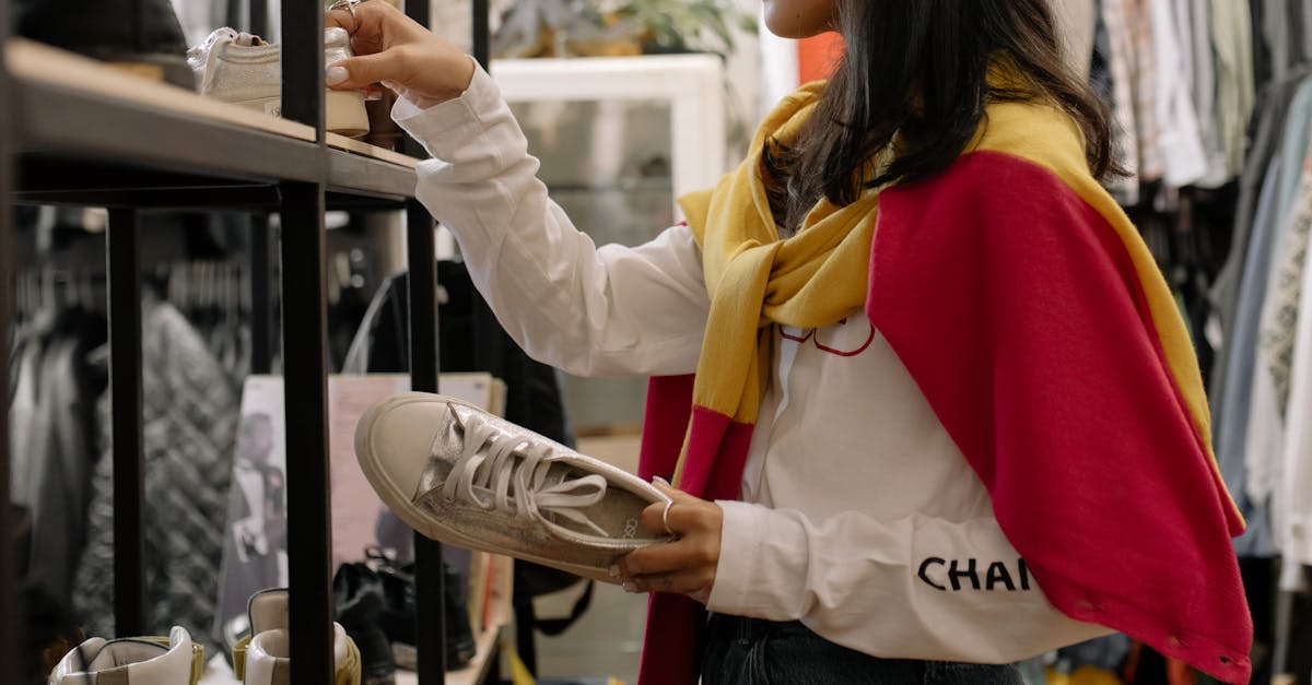 découvrez l'univers des thrift shops : des magasins d'occasion où dénicher des trésors uniques, alliant mode durable et économies. parcourez notre sélection pour faire des affaires incroyables tout en adoptant un mode de consommation responsable.