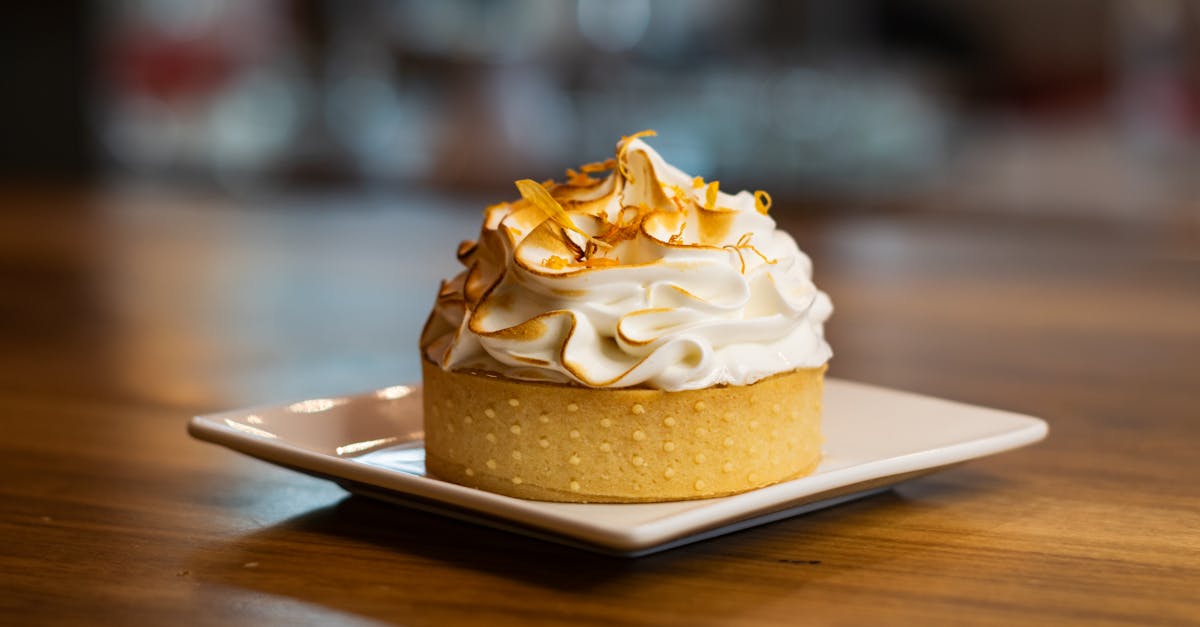 découvrez notre délicieuse recette de flan, un dessert crémeux et fondant, parfait pour ravir vos papilles. facile à réaliser, il saura séduire petits et grands avec sa texture onctueuse et son goût subtilement vanillé. idéal pour toutes les occasions !