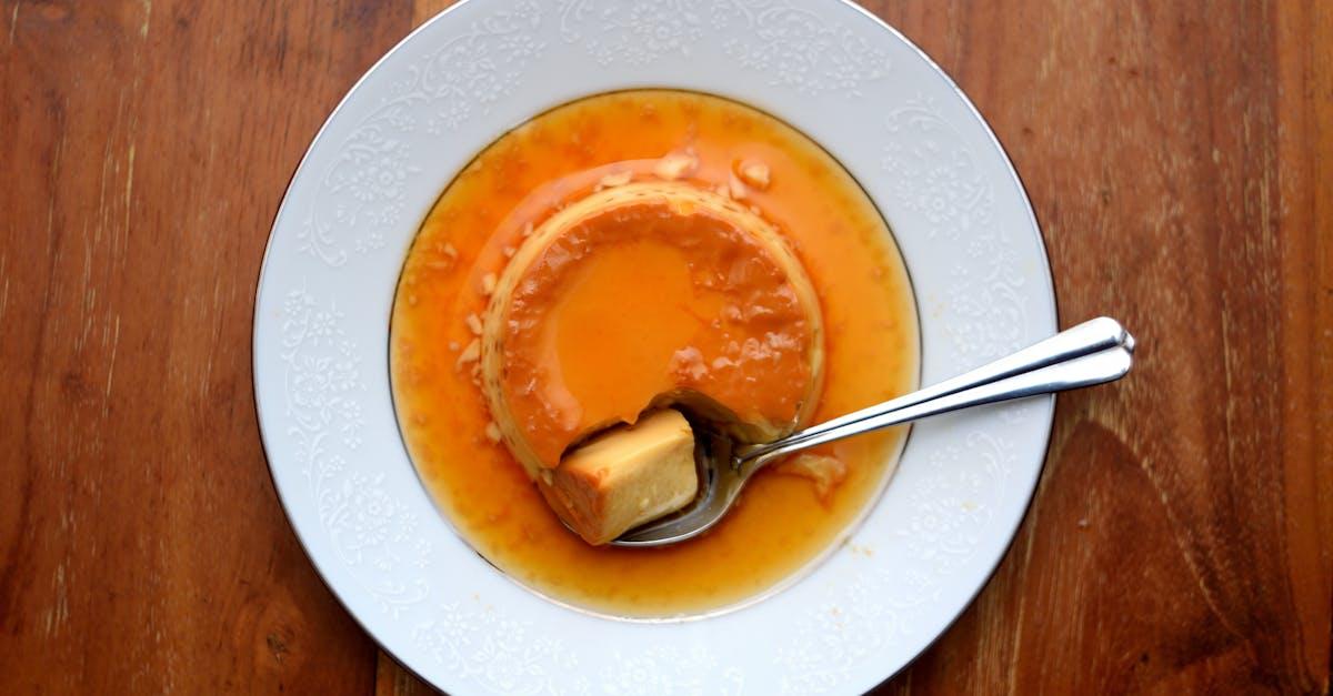 découvrez notre délicieuse recette de flan, un dessert savoureux et crémeux qui ravira vos papilles. facile à préparer, ce classique de la pâtisserie française se décline en plusieurs variantes pour satisfaire toutes vos envies sucrées.