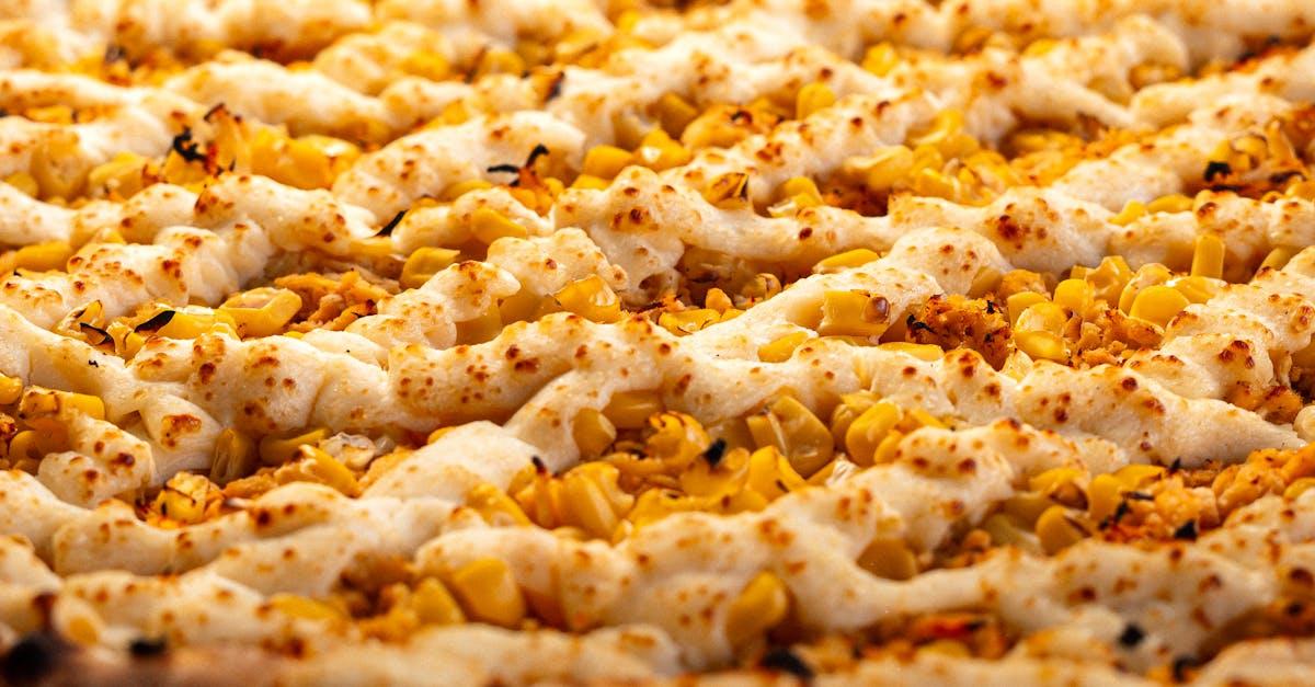 découvrez la recette traditionnelle du gratin dauphinois, un plat savoureux à base de pommes de terre crémeuses et d'ail, idéal pour accompagner vos viandes ou se déguster seul. apprenez à réaliser ce classique de la cuisine française en quelques étapes simples et régalez vos convives.