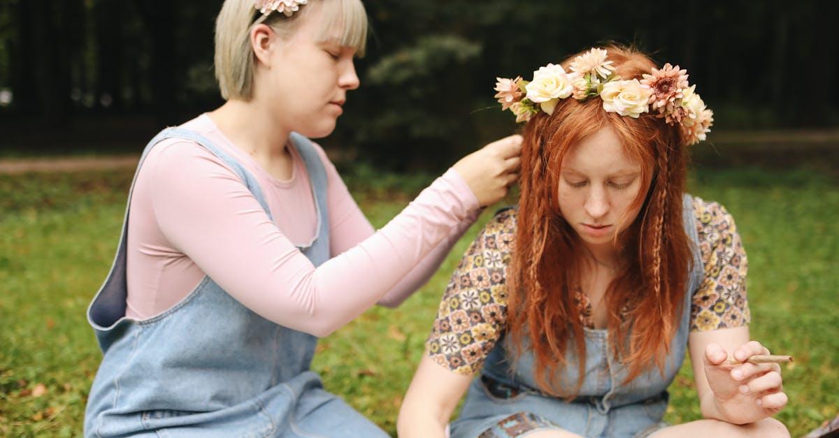 découvrez notre collection exclusive d'accessoires capillaires, incluant barrettes, élastiques et serre-têtes. sublimez votre coiffure avec style et élégance grâce à nos produits tendance adaptés à toutes les occasions.