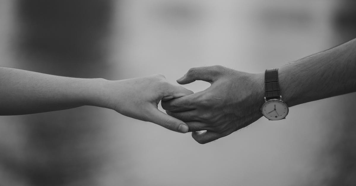 découvrez l'univers fascinant de l'amour à travers des histoires émouvantes, des conseils romantiques et des réflexions profondes sur ce sentiment universel qui unit les cœurs.