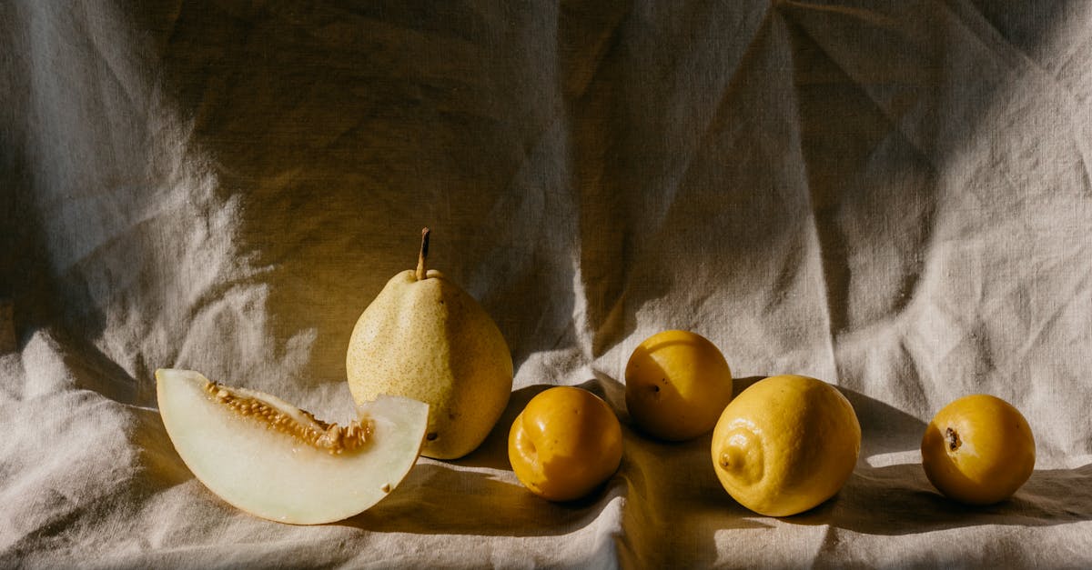 découvrez tout ce qu'il faut savoir sur l'allergie au melon : symptômes, causes, conseils et alternatives pour les personnes sensibles. informez-vous sur cette allergie alimentaire pour mieux la gérer et profiter de votre alimentation.