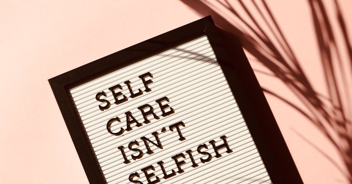 découvrez le pouvoir de la pleine conscience (mindfulness) pour améliorer votre bien-être mental et physique. apprenez des techniques simples pour réduire le stress, augmenter votre concentration et vivre pleinement chaque moment. transformez votre quotidien grâce à la méditation et à des exercices pratiques.