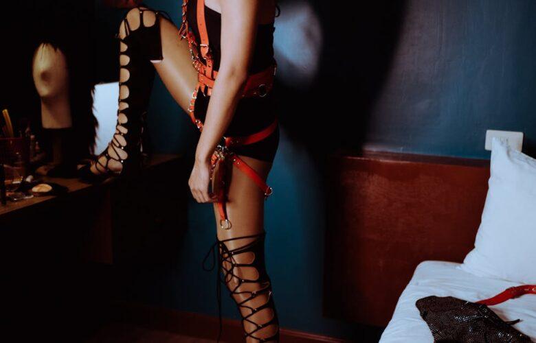 découvrez les comportements sexuels, leurs diverses manifestations et leur impact sur les relations humaines. explorez les aspects psychologiques, sociaux et culturels qui influencent la sexualité et les normes associées.