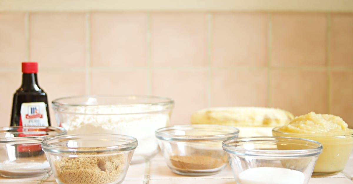 découvrez les multiples bienfaits du bicarbonate de soude, un ingrédient naturel incontournable pour le ménage, la cuisine et le soin personnel. apprenez à l'utiliser efficacement pour désodoriser, nettoyer et même cuisiner. en savoir plus sur ses propriétés et applications variées.