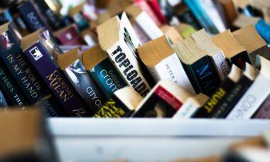découvrez notre sélection des livres et produits les plus vendus, les bestsellers qui captivent les lecteurs et les consommateurs. plongez dans les tendances et trouvez votre prochaine lecture incontournable ou l'article qui fera sensation.