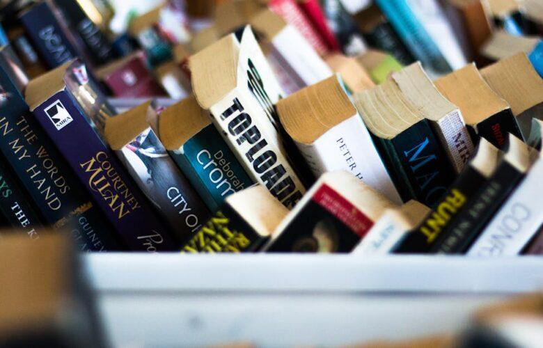 découvrez notre sélection des livres et produits les plus vendus, les bestsellers qui captivent les lecteurs et les consommateurs. plongez dans les tendances et trouvez votre prochaine lecture incontournable ou l'article qui fera sensation.