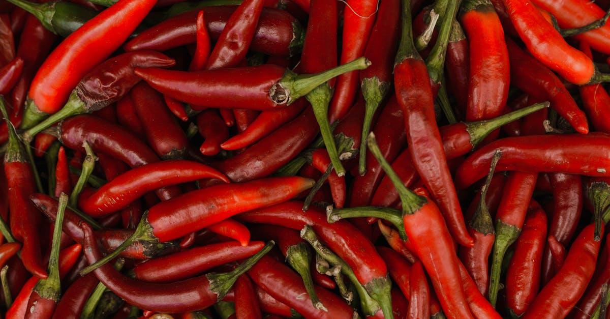 découvrez notre délicieuse recette de chili con carne, un plat épicé et réconfortant à base de viande hachée, haricots et épices. parfait pour régaler vos convives lors des soirées conviviales !