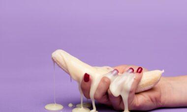 découvrez tout ce qu'il faut savoir sur l'éjaculation : définition, mécanismes biologiques, impacts sur la santé sexuelle et conseils pour une vie intime épanouie.