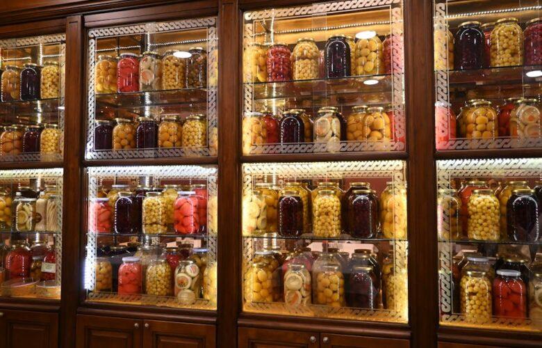 découvrez l'univers des aliments fermentés, riches en probiotiques et en saveurs. apprenez comment intégrer ces trésors nutritionnels dans votre alimentation, pour une santé optimale et une digestive meilleure.