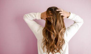 découvrez les dernières tendances en matière de coiffure ! que vous recherchiez des idées pour une coupe moderne, des styles de coiffure élégants ou des astuces pour entretenir vos cheveux, notre guide complet sur les coiffures vous inspire et vous aide à trouver le look parfait. transformez votre style avec nos conseils professionnels et nos tutoriels faciles à suivre.