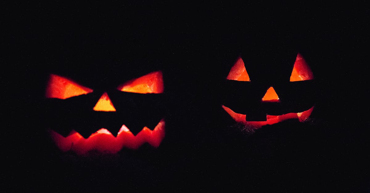découvrez l'esprit d'halloween avec des idées de déguisements effrayants, des recettes de friandises et des décorations inspirées de cette fête mystérieuse. préparez-vous à célébrer la nuit des sorcières avec style et créativité !