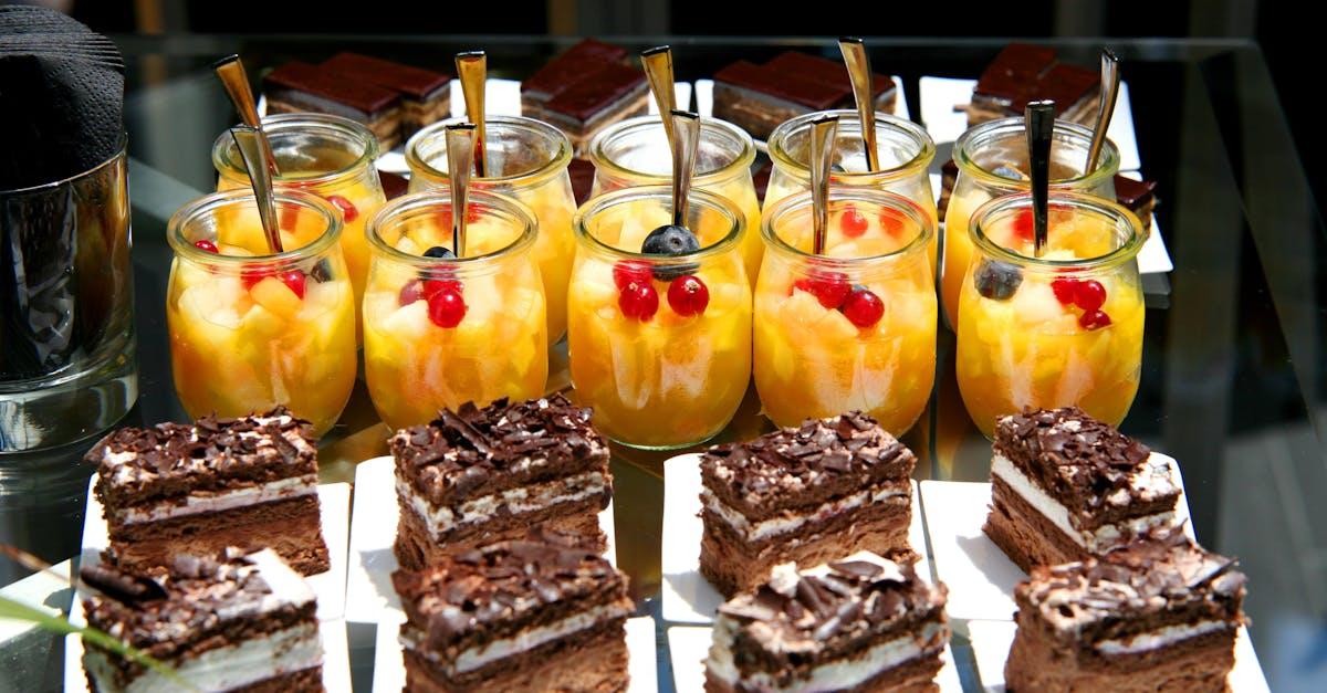 découvrez notre délicieuse mousse à la noisette, une gourmandise légère et onctueuse qui ravira vos papilles. parfaite pour toutes vos occasions, elle allie le goût riche des noisettes à une texture aérienne. un vrai régal pour les amateurs de douceurs chocolatées!