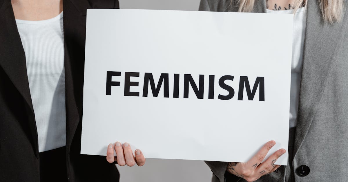 découvrez le parcours extraordinaire de femmes inspirantes qui ont marqué l'histoire par leur courage, leur détermination et leur passion. laissez-vous inspirer par leurs histoires et leurs réalisations.