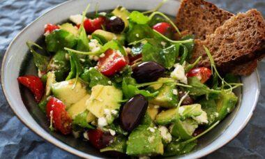 découvrez notre guide complet sur les légumes faibles en calories, idéaux pour une alimentation saine et équilibrée. apprenez à intégrer ces aliments délicieux dans vos recettes pour perdre du poids tout en préservant le goût.