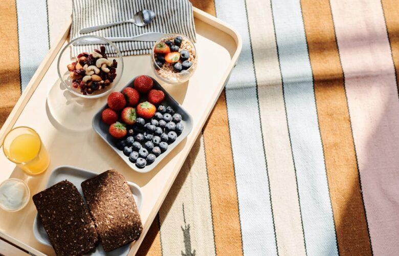 découvrez le muesli, un mélange nutritif de céréales, fruits secs et noix, parfait pour un petit déjeuner sain et énergisant. savourez ses bienfaits au quotidien!