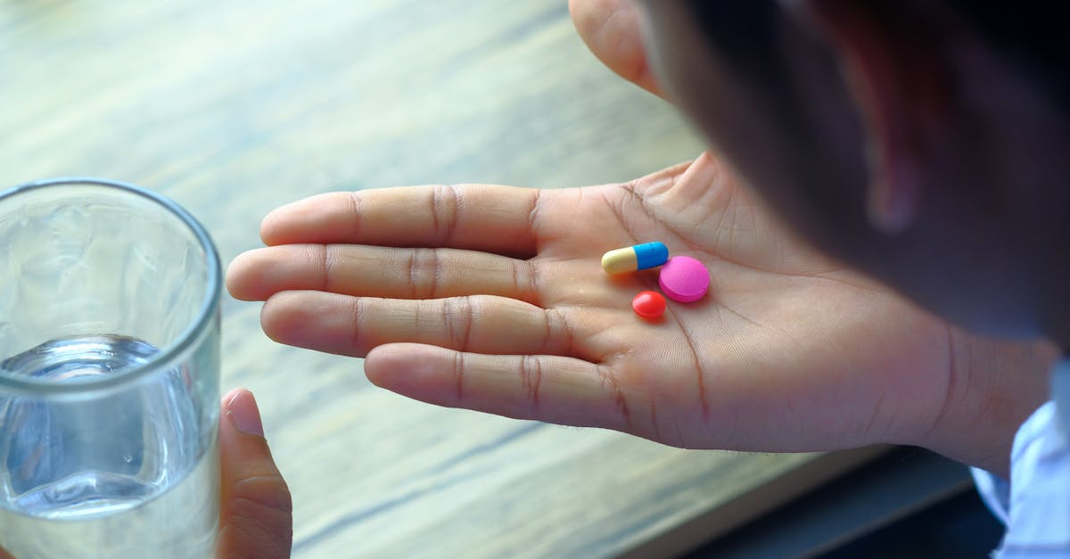 découvrez les risques potentiels associés à l'ingestion de sperme, incluant les préoccupations sanitaires et les implications sur la santé sexuelle. informez-vous pour prendre des décisions éclairées sur votre santé.