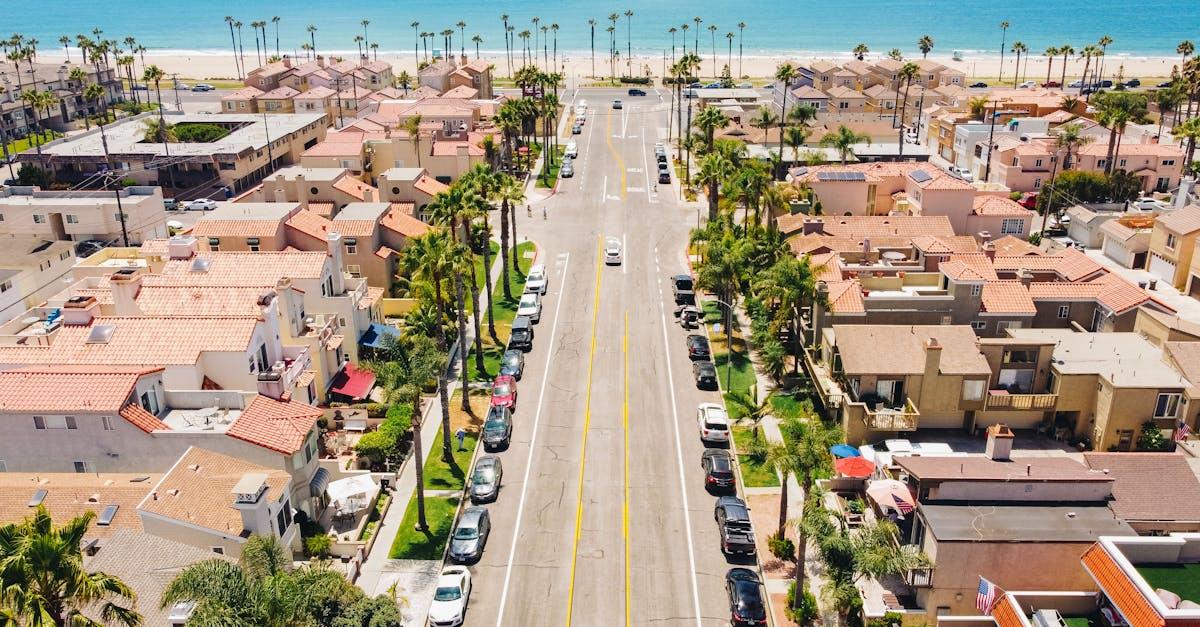 découvrez des destinations ensoleillées qui promettent des vacances inoubliables. des plages de sable doré aux paysages pittoresques, explorez des lieux où le soleil brille toute l'année.
