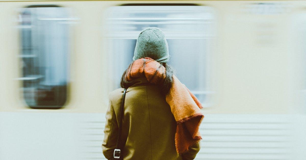 découvrez notre guide complet sur les gares ferroviaires, incluant des informations pratiques, des services disponibles et des conseils pour voyager sereinement. que vous soyez un voyageur régulier ou occasionnel, notre article vous aide à tirer le meilleur parti de votre expérience en train.