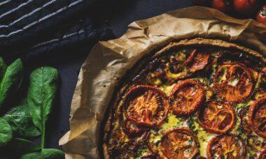 découvrez un monde de saveurs avec nos recettes végétariennes. que vous soyez végétarien par choix ou simplement désireux d'explorer une alimentation plus saine, trouvez des plats délicieux et nutritifs qui raviront vos papilles. rejoignez-nous pour une cuisine créative et respectueuse de l'environnement.